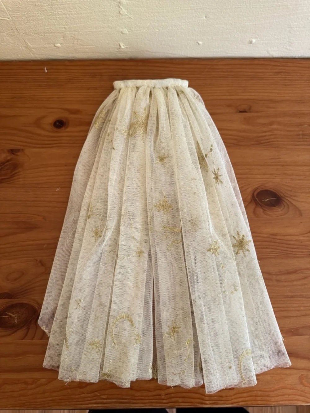 Golden Star Moon Wedding Veil: Celestial Embroidered Short Veil